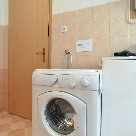 & Tanja 1552 Гостевой дом 3*