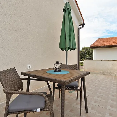 & Tanja 1552 Guest house 3*