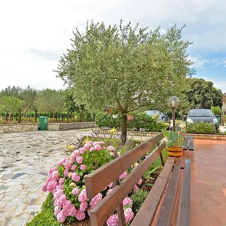 & Tanja 1552 Gostinjska kuća 3*