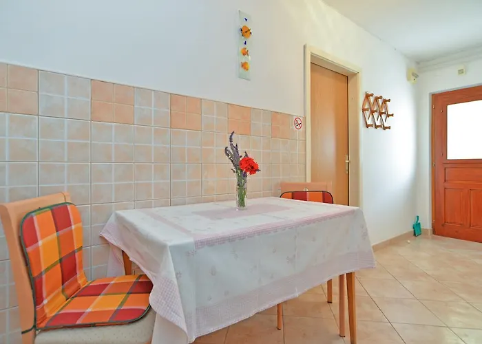 & Tanja 1552 3* 풀라