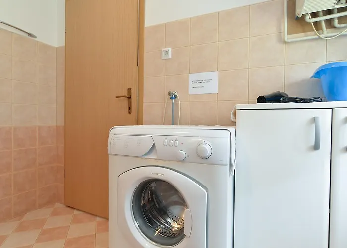 & Tanja 1552 ゲストハウス 3*